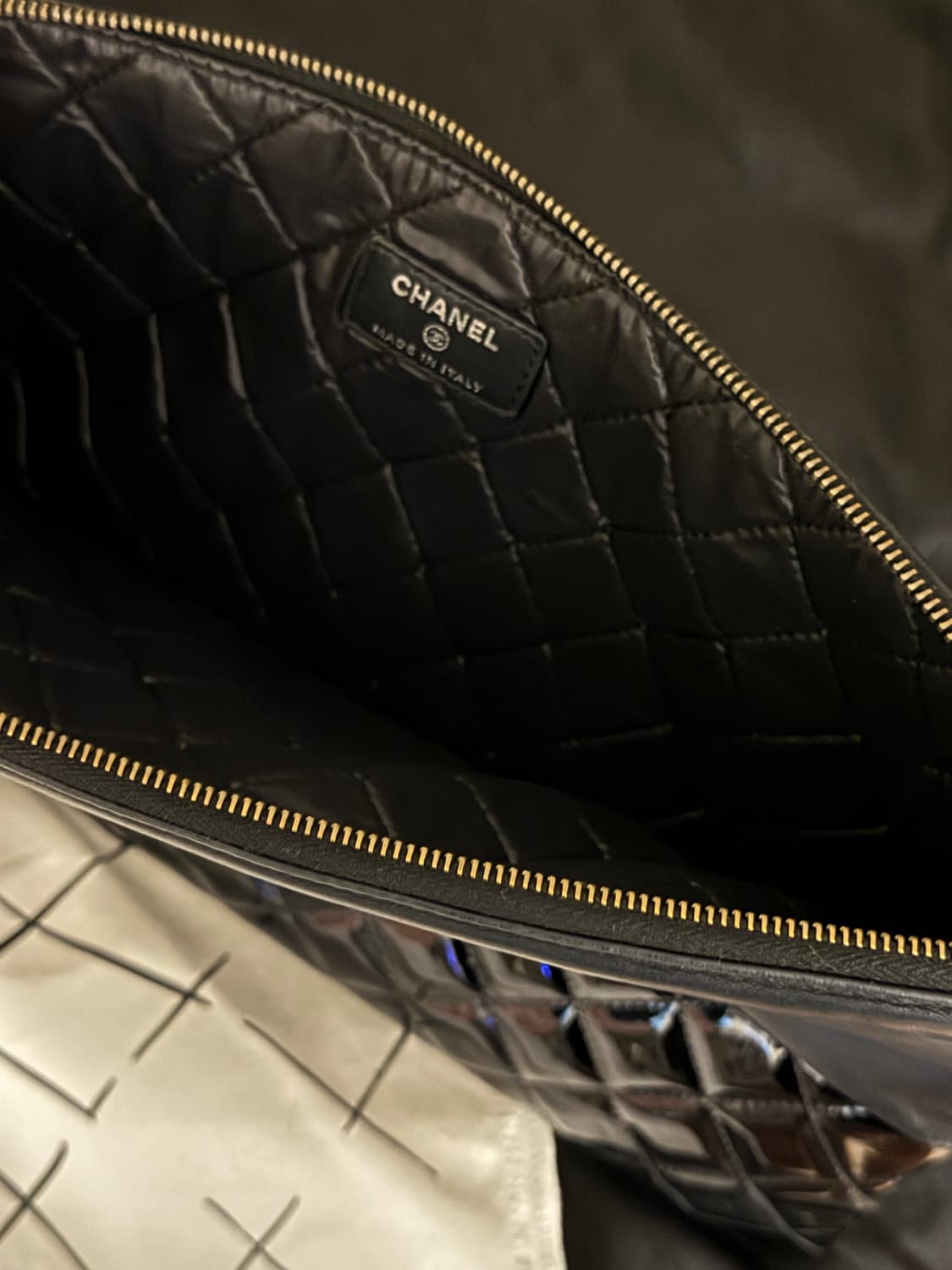 샤넬 투톤 페이던트 블랙 클러치백 상품이미지4