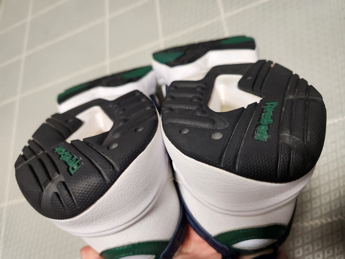 리복 운동화 인터벌 로고 사이즈280  

오염 하자없이 깨 상품이미지8