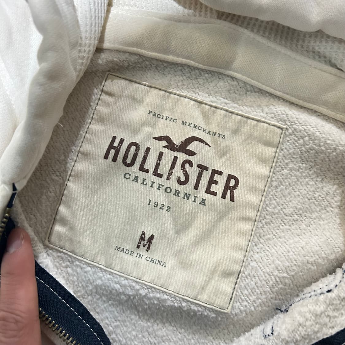 홀리스터(Hollister) 화이트 로고 후드집업 상품이미지4
