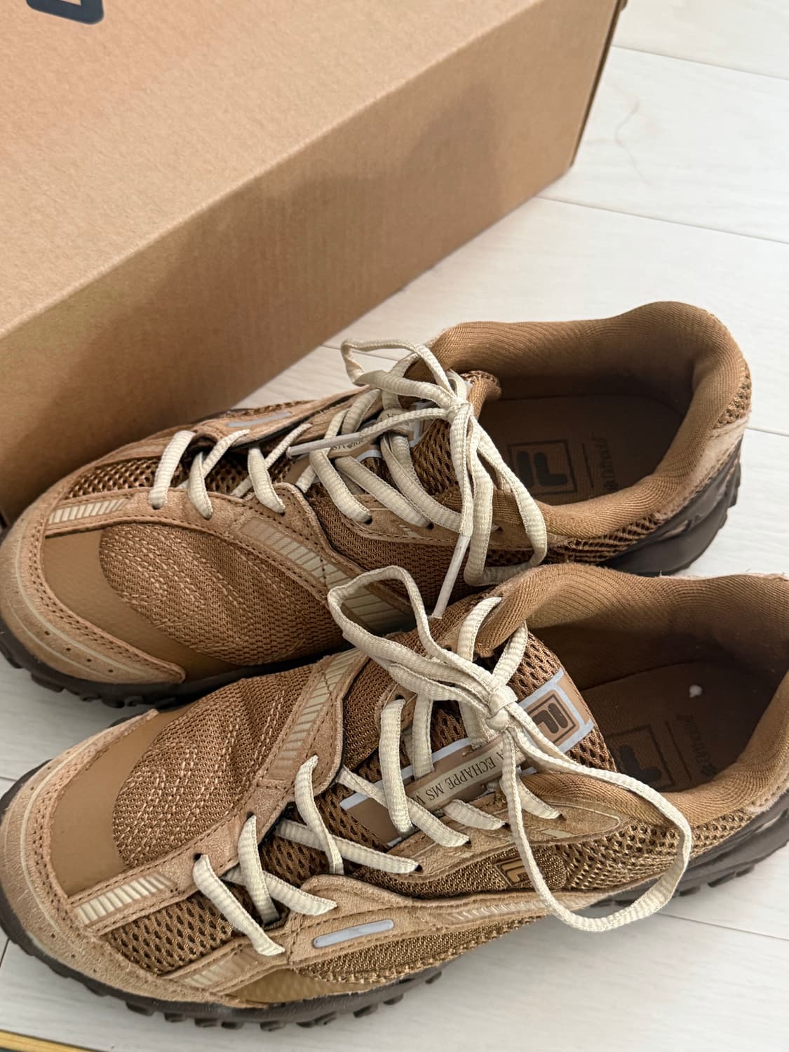 휠라 에샤페v2 브라운 스니커즈 240 상품이미지2