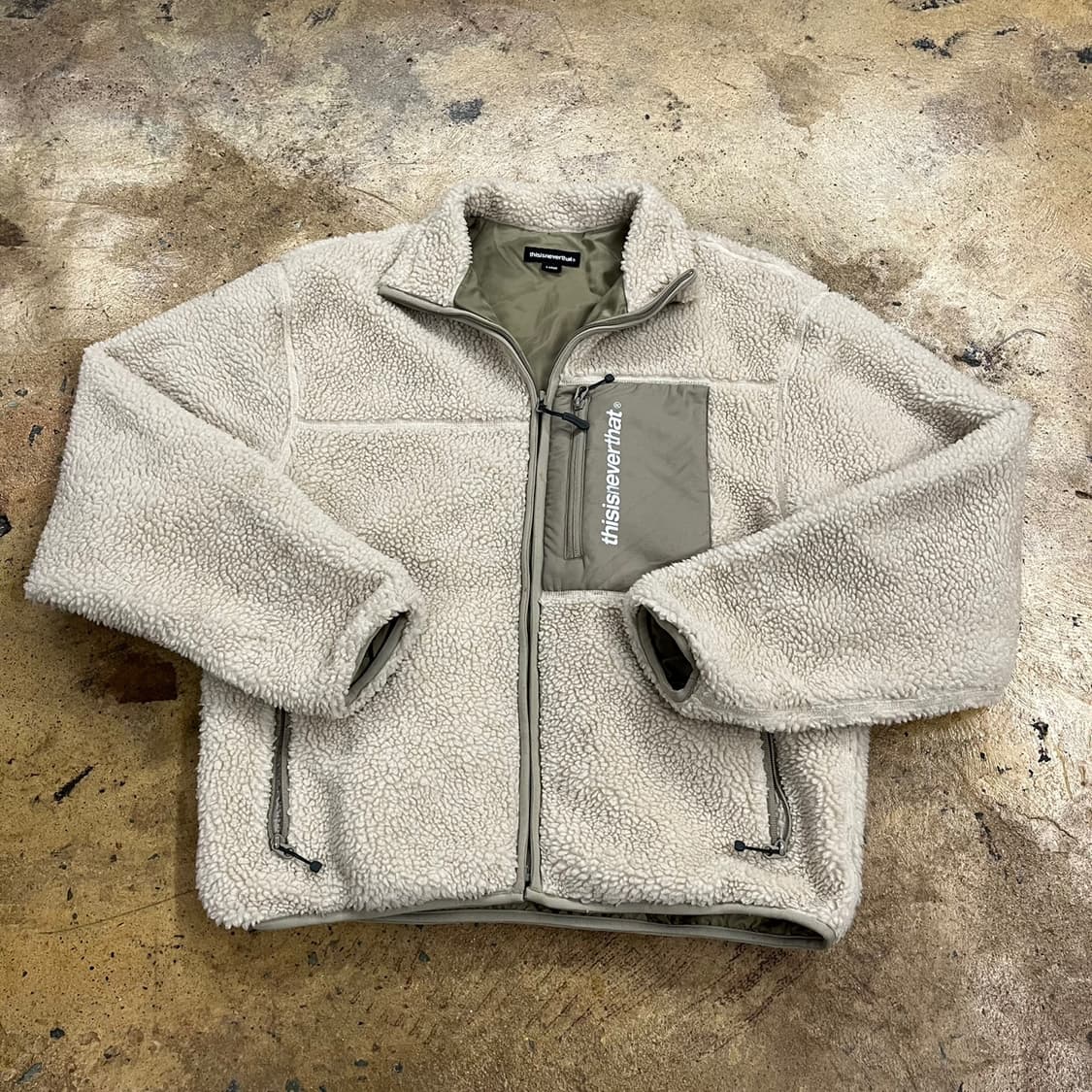 디네댓 베이지 카키 후리스  상품이미지2