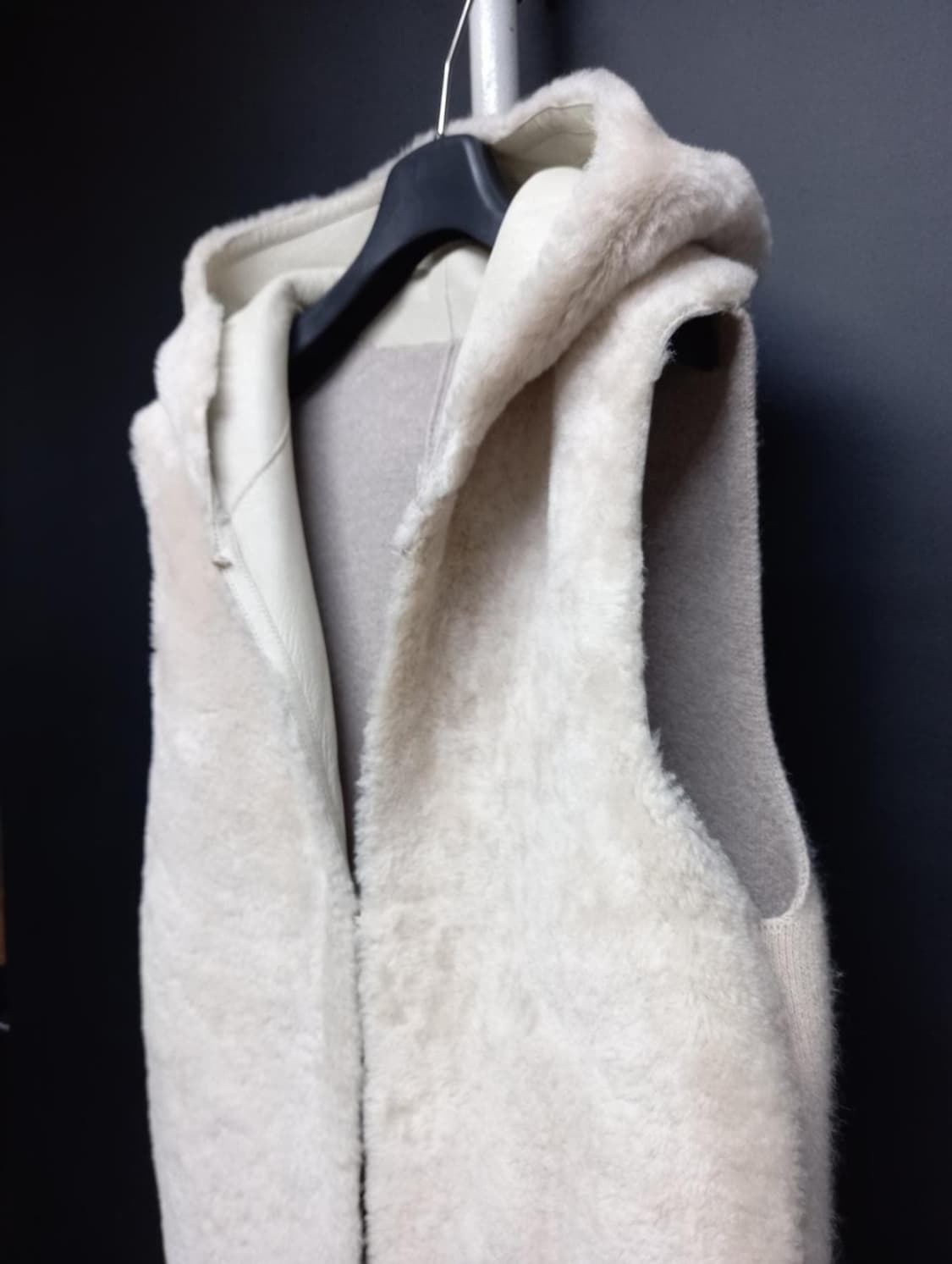 SO WOOL 쏘울 리버시블 리얼 램스킨 양모 맥시 베스트 상품이미지5