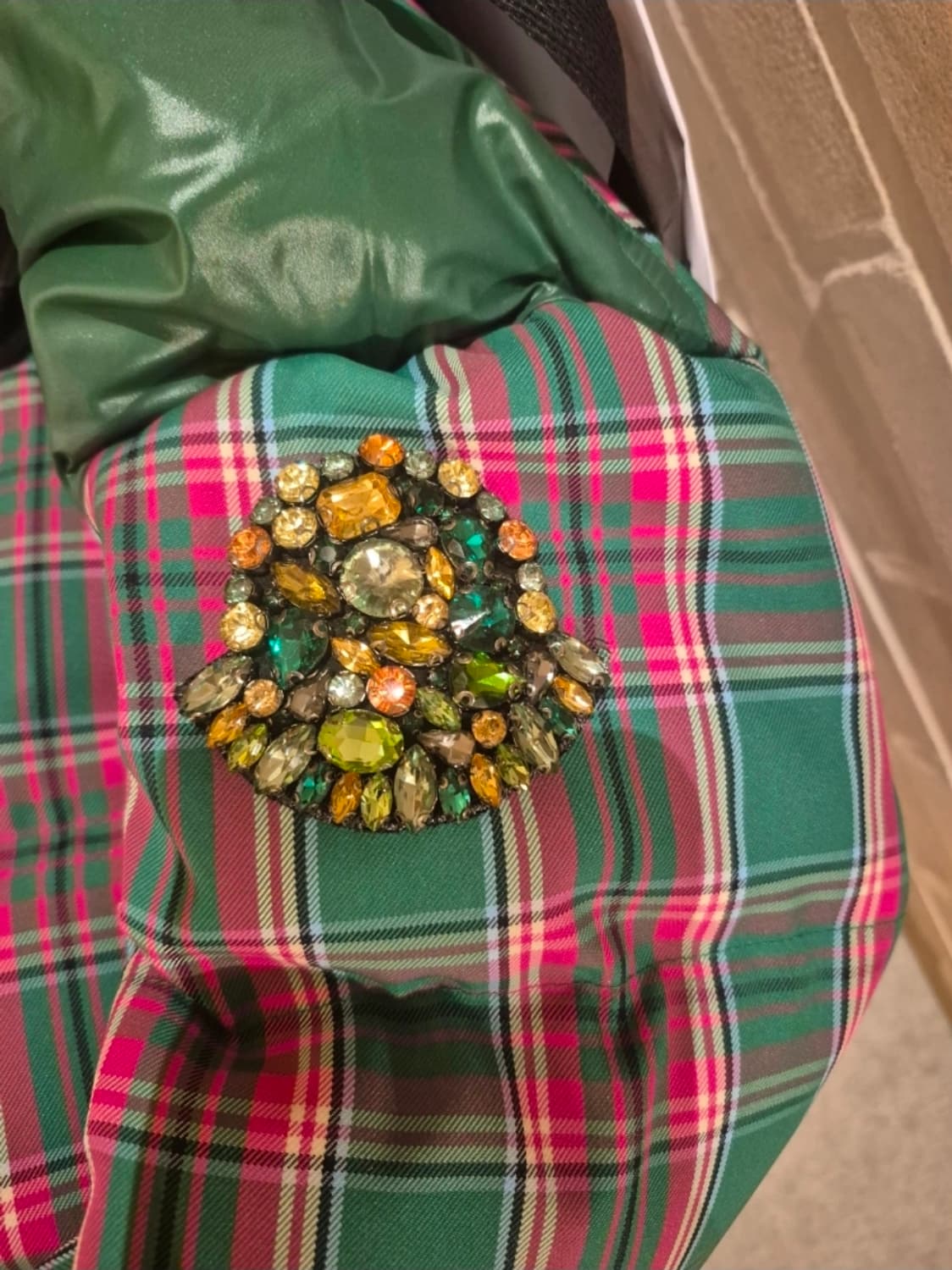 몽클레어 체크 패턴 패딩 자켓 상품이미지3