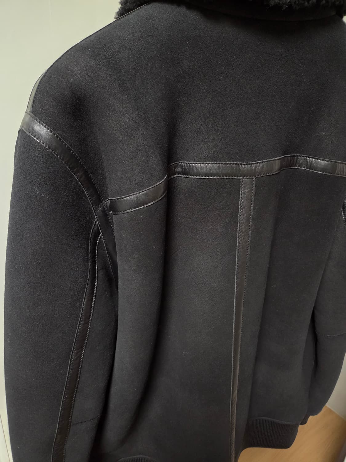 띠어리 Theory 양가죽 시어링 무스탕 상품이미지9