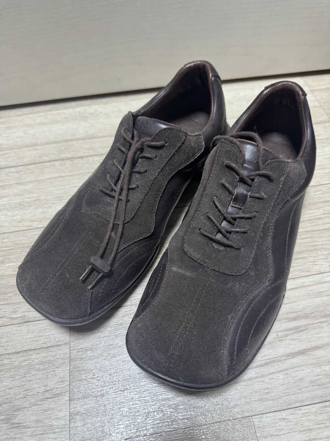 페몬트 스퀘어 브라운 판매합니다 상품이미지1