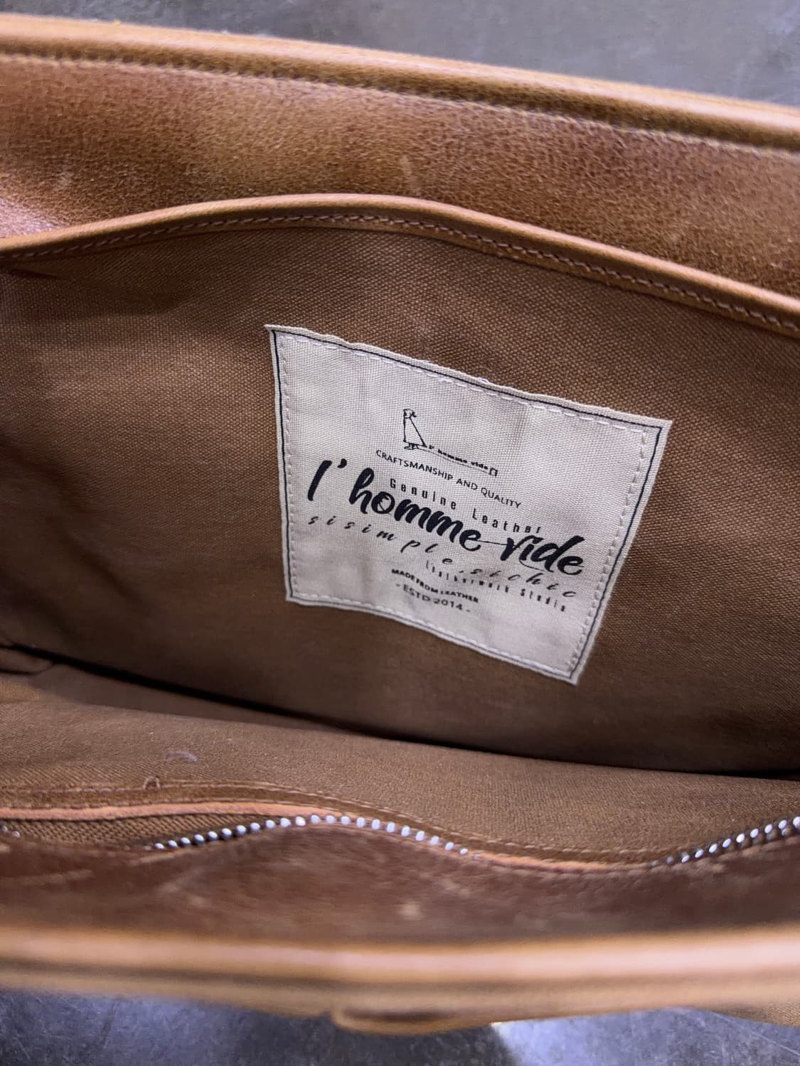 공허군 주문제작 클래식 레더 왁스 힐링백 크로스백 상품이미지8