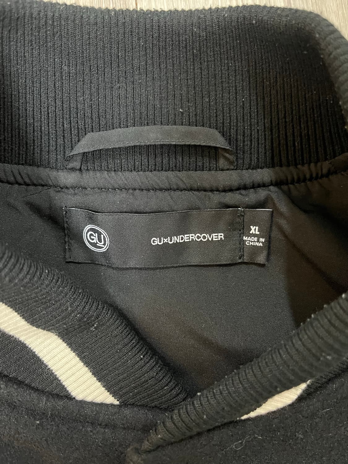 GU x 언더커버 바시티 블랙 xl 상품이미지3
