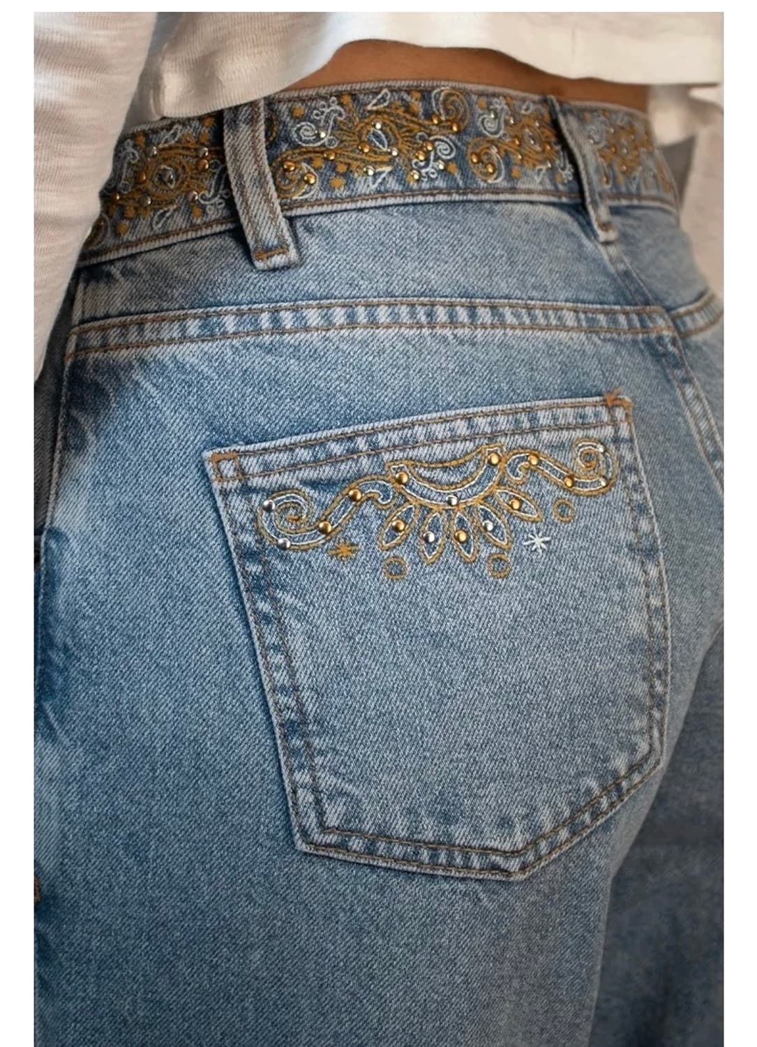 Subdued low-waisted bootcut jeans 상품이미지4