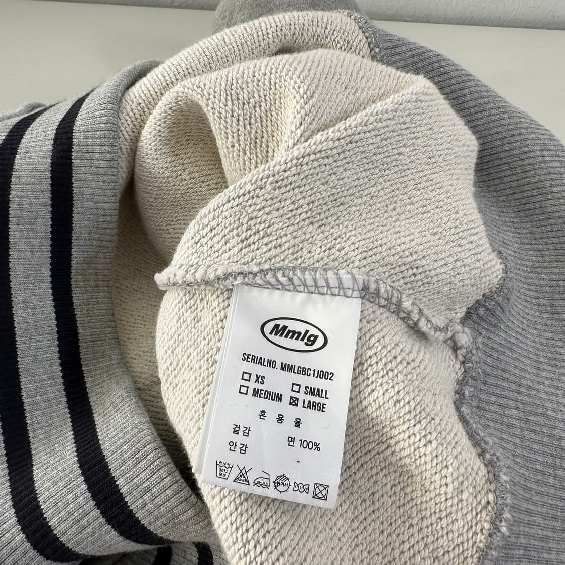 L MMLG 앰앰엘지 그레이 스웻코튼 크롭 카라넥집업 상품이미지5