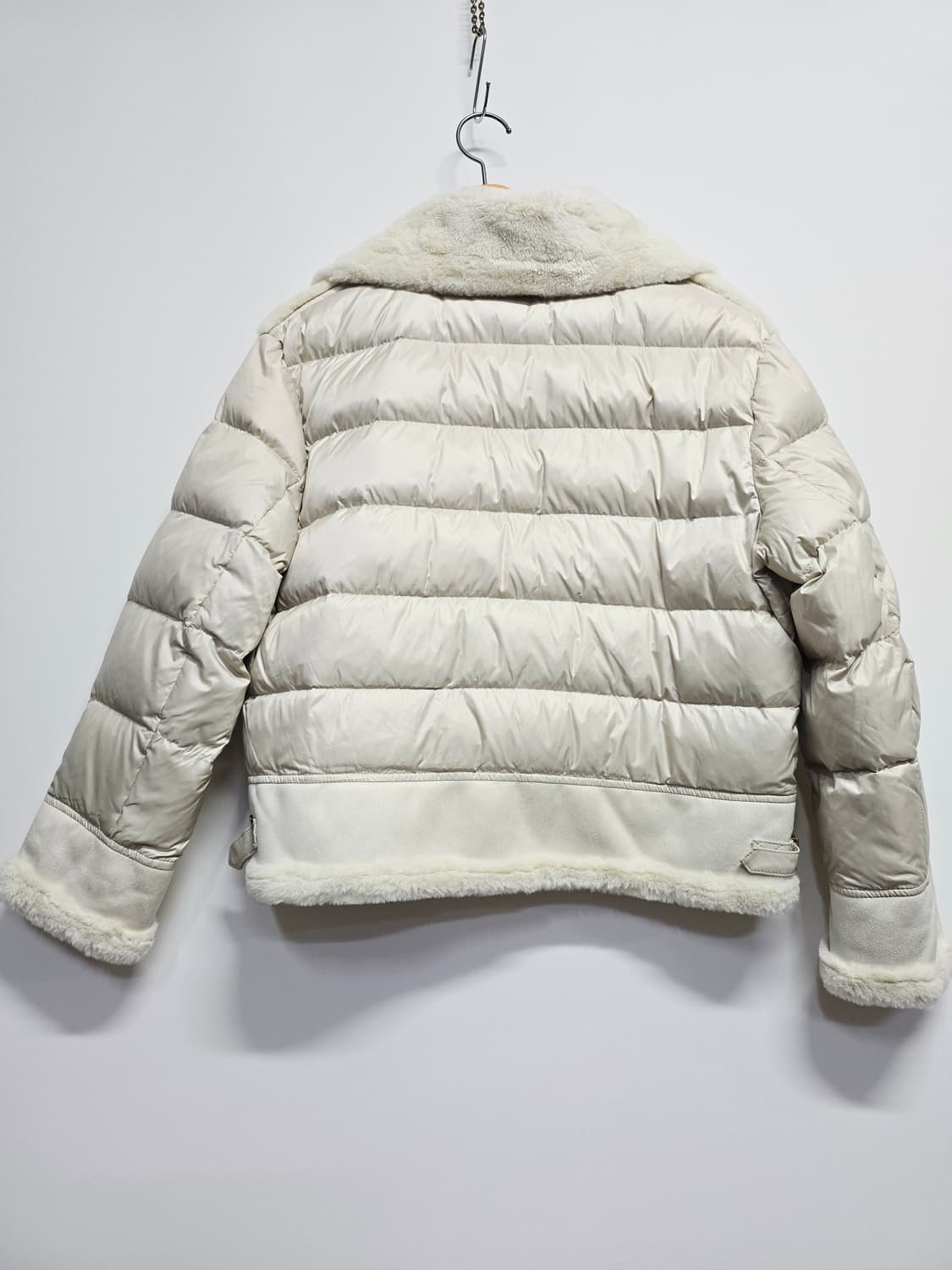 la tium 여성 아이보리 무스탕 다운패딩자켓95 상품이미지4