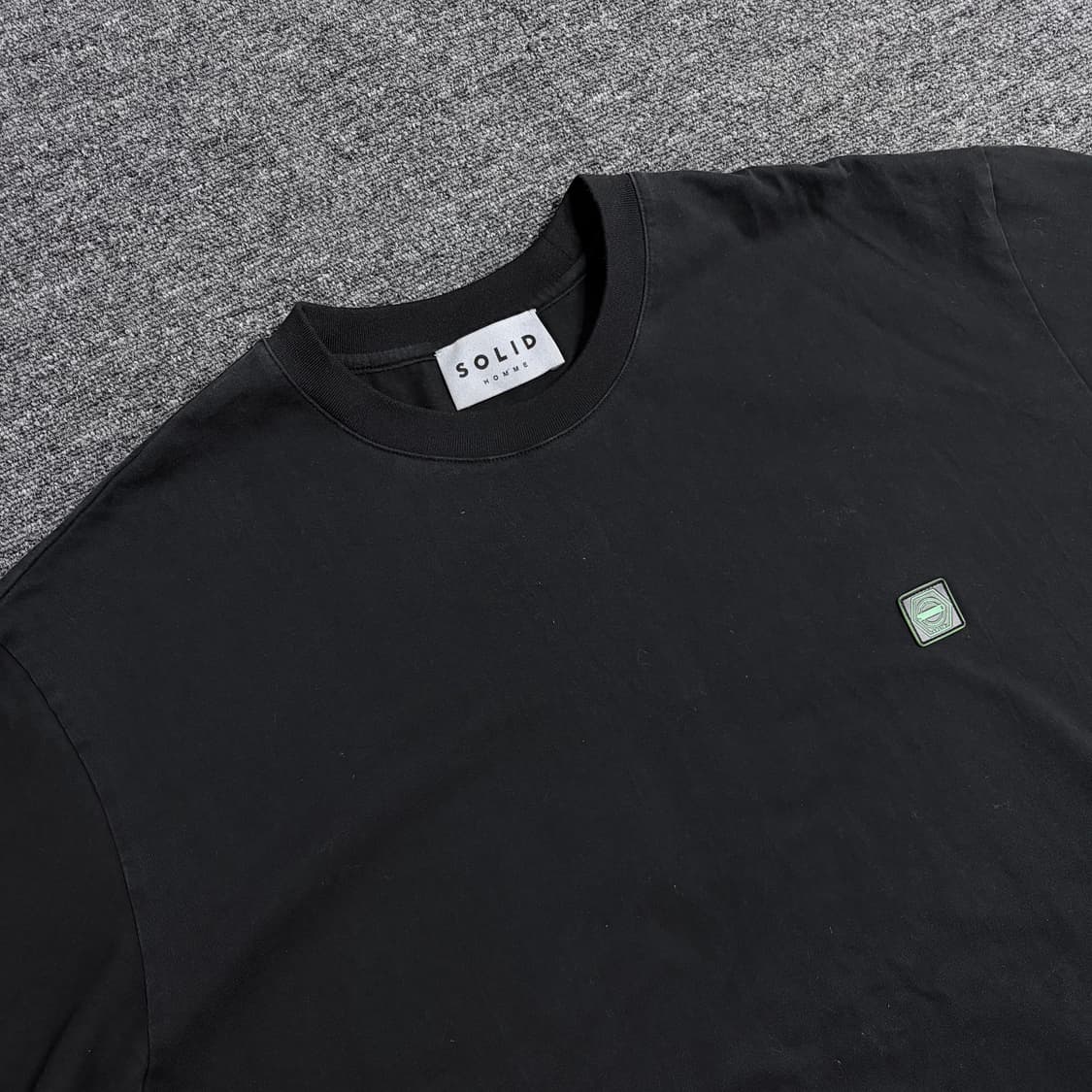 솔리드옴므 그라데이션 백로고 반팔티 상품이미지2