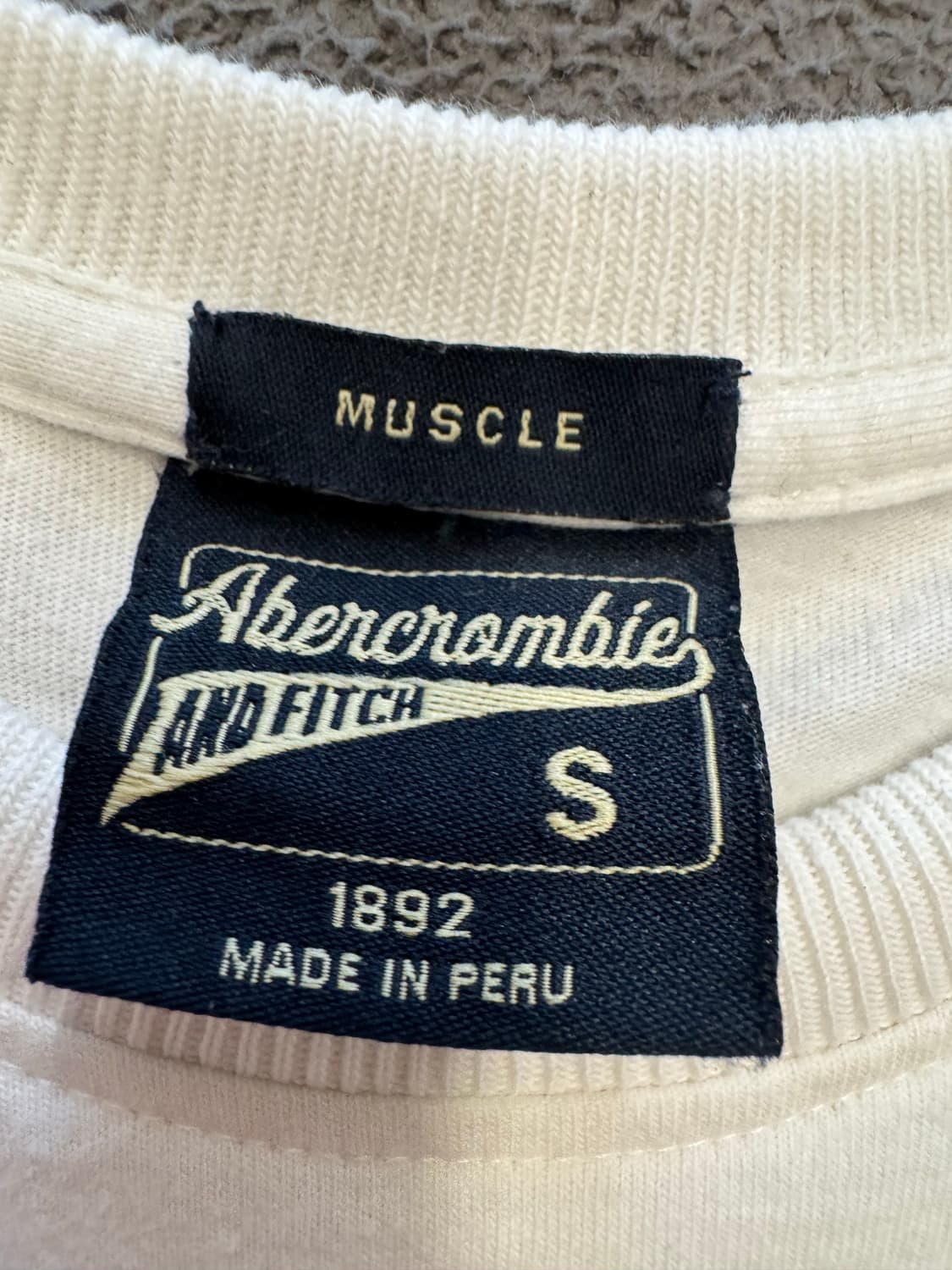 아베크롬비 빈티지 롱슬리브 처분  상품이미지3