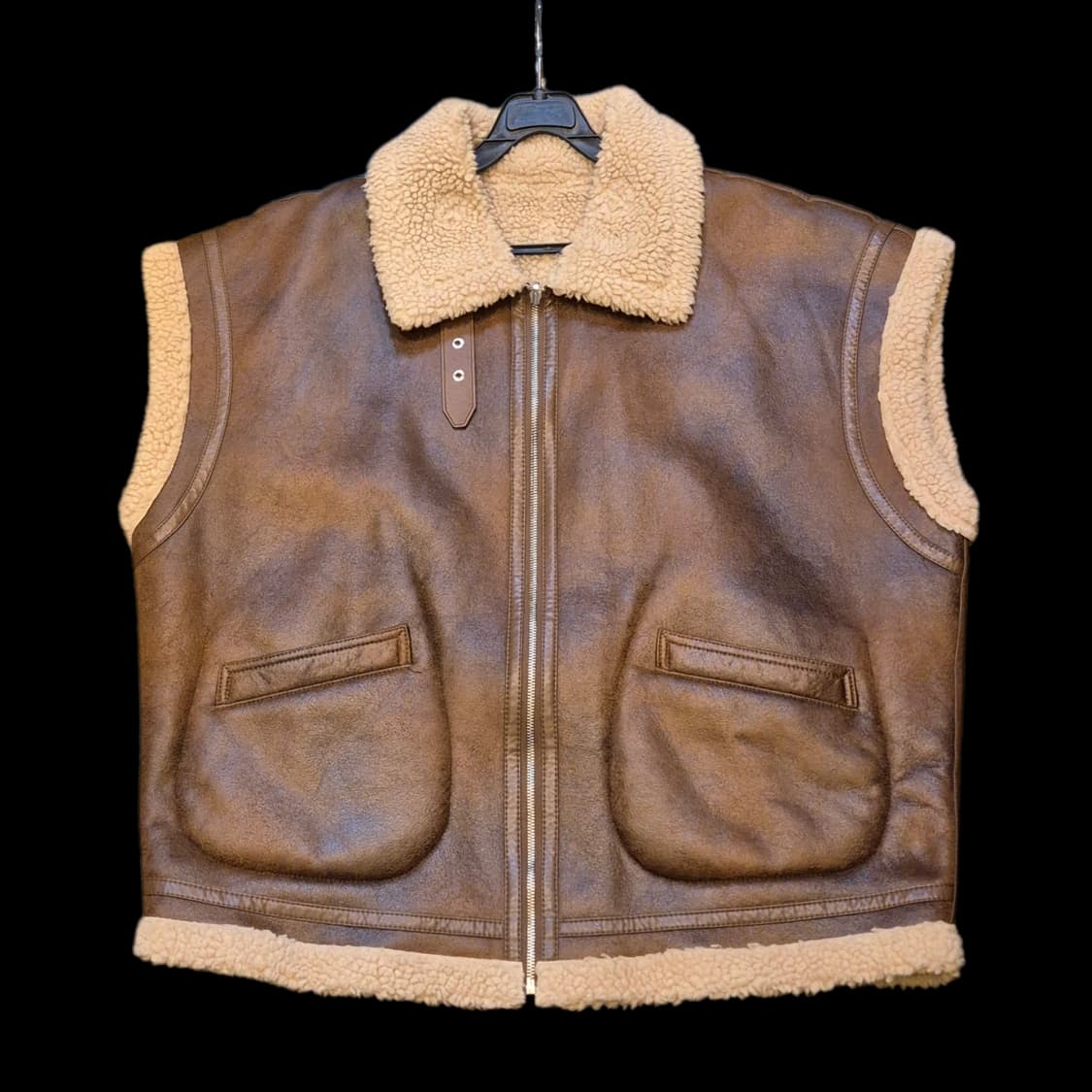 FREE(착샷잇음) 브라운 무스탕 조끼자켓 상품이미지1