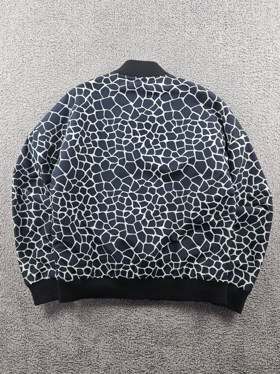 아디다스 오리지널스 기린 애니멀 봄버 자켓 ( M ) / 10981 상품이미지5