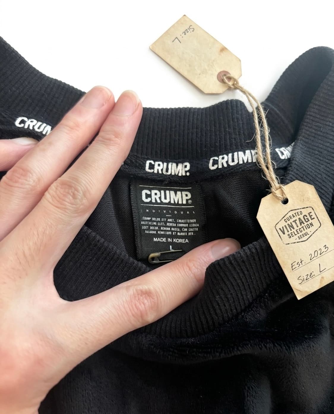 CRUMP Velour Oversized Sweatshirt Black 상품이미지2