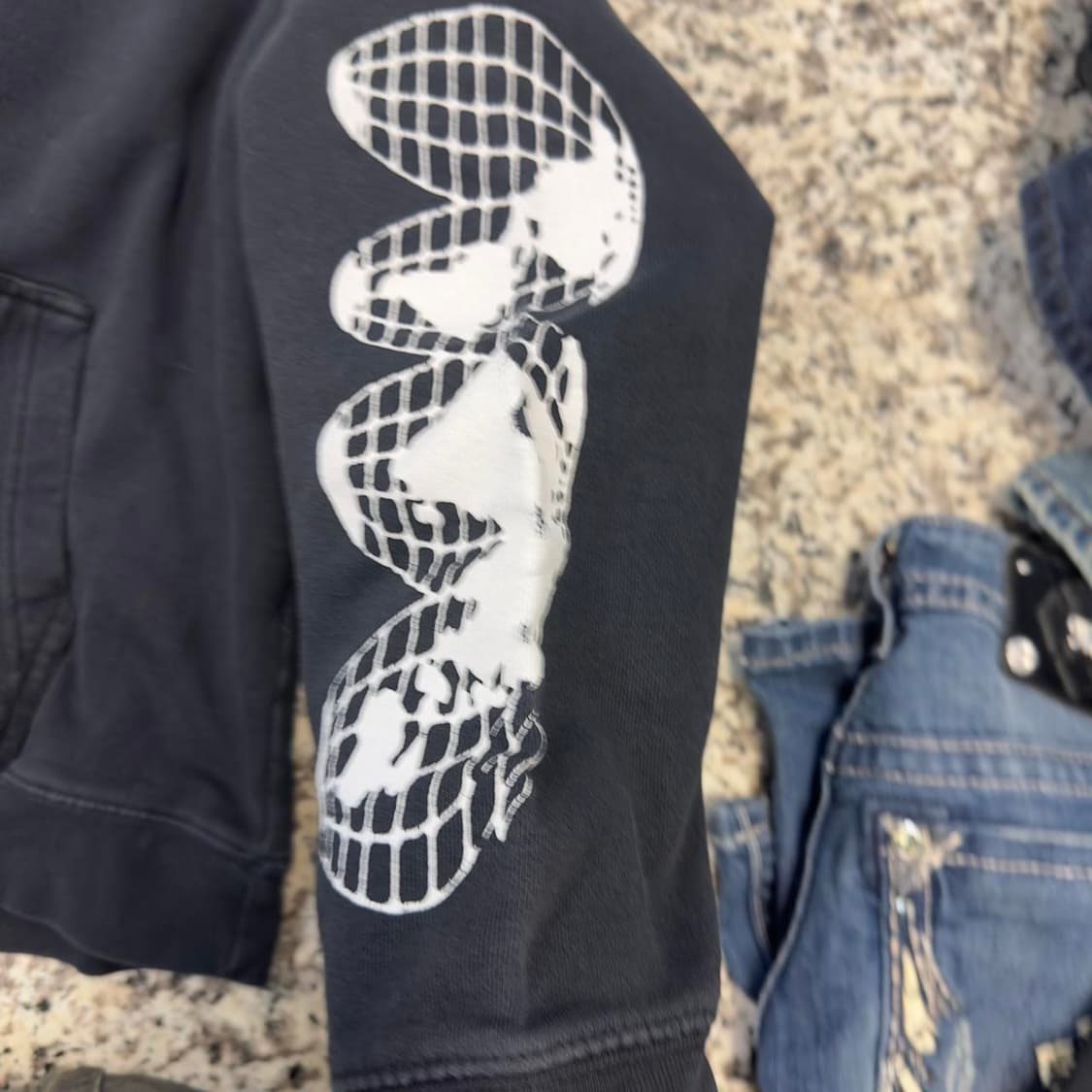 스투시 월드와이드 후드티 블랙 상품이미지3