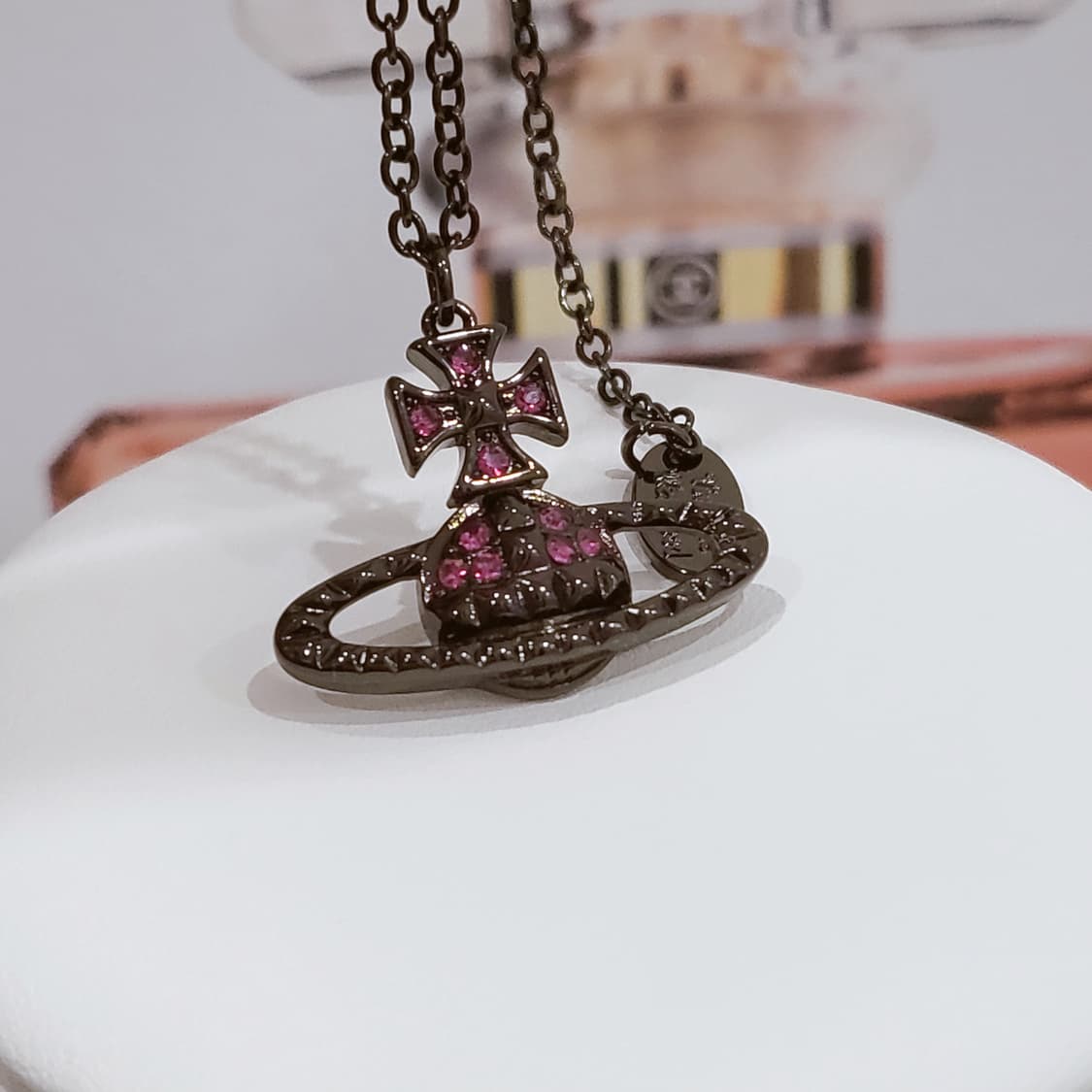 비비안웨스트우드 블랙 업사이클링 목걸이 상품이미지4