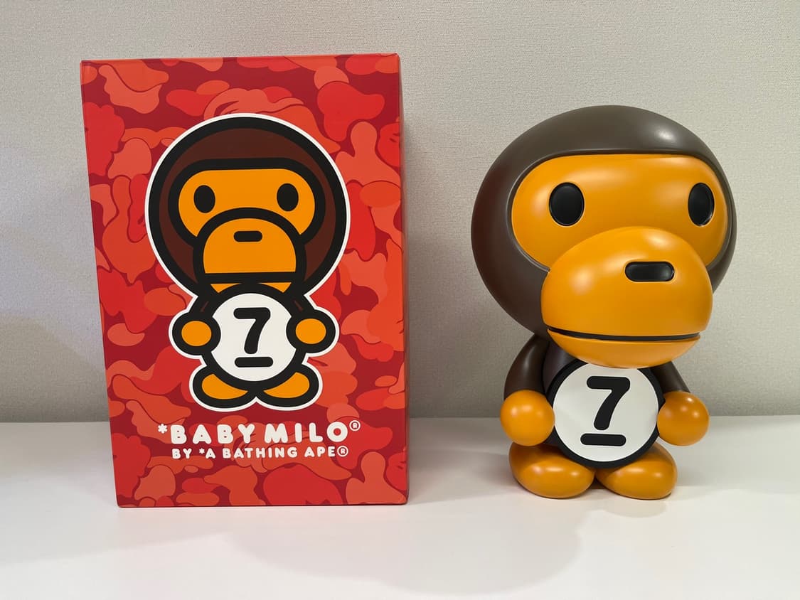 베이프 Bape 베이비 마일로 베이프 서울 스토어 7주년 에디션 피규어 상품이미지1