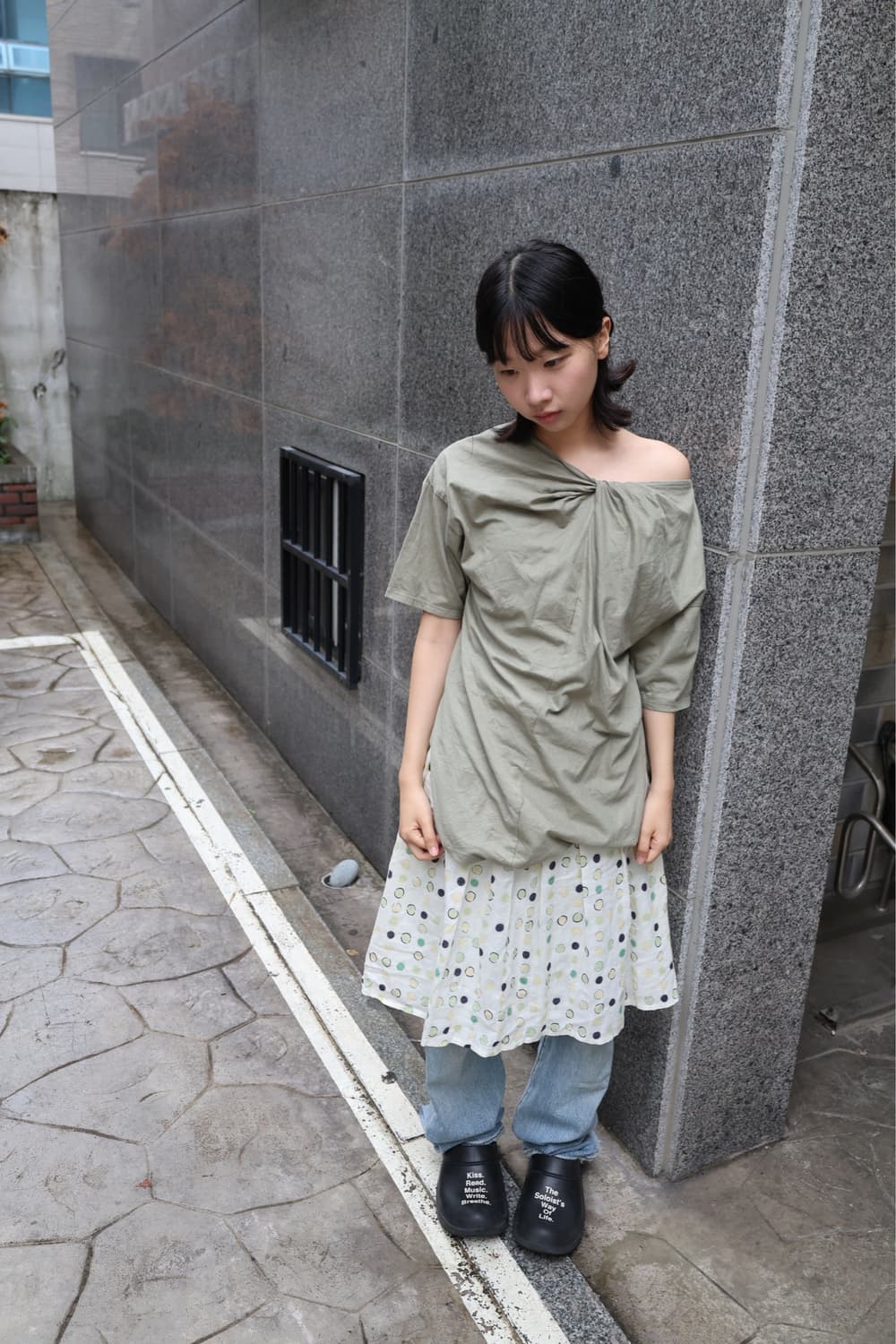 moss twisted top (khaki) 상품이미지1