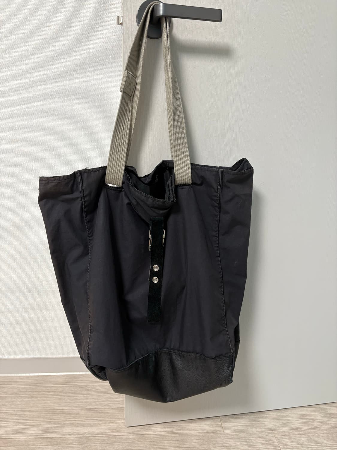 크리스반아쉐 이스트백 콜라보 토트백 상품이미지3