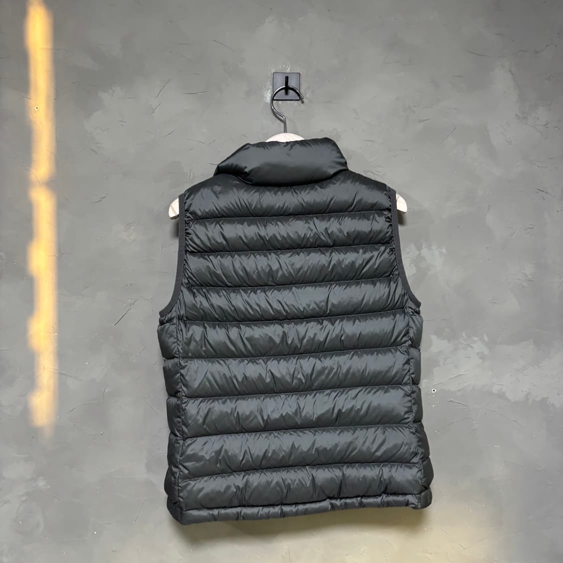 폴로 랄프로렌 덕다운 패딩조끼 그레이 상품이미지4