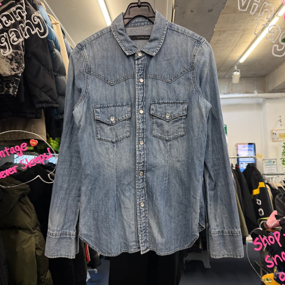 Calvin Klein Washed Denim Shirt 상품이미지1