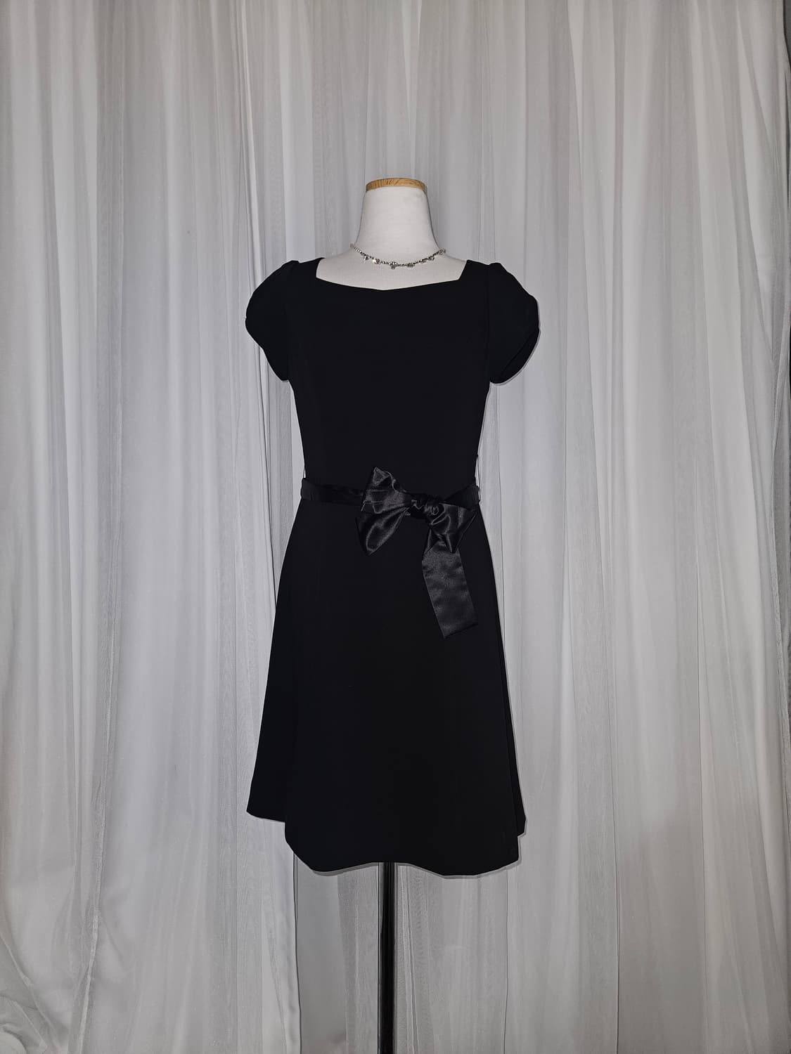 P&D 공겜여주 블랙 리본 드레스 상품이미지1