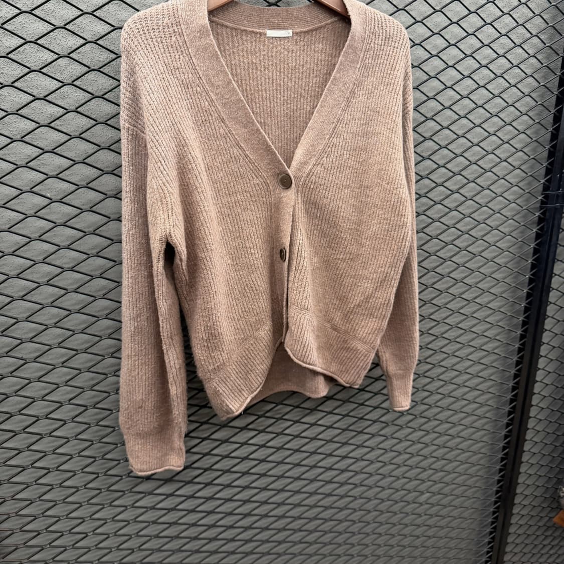 JPN VINTAGE 헤어리 와플 니트 가디건 드롭숄더 빅버튼 디테일 상품이미지5