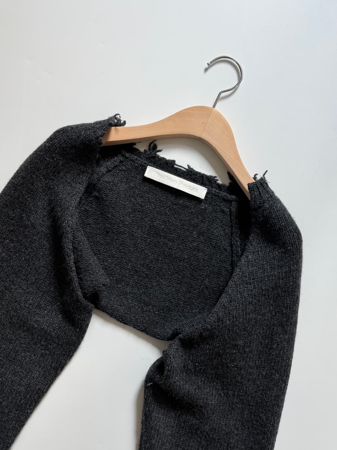 The Open Products 더오픈프로덕트 데미지드 볼레로 차콜 컬러 상품이미지4