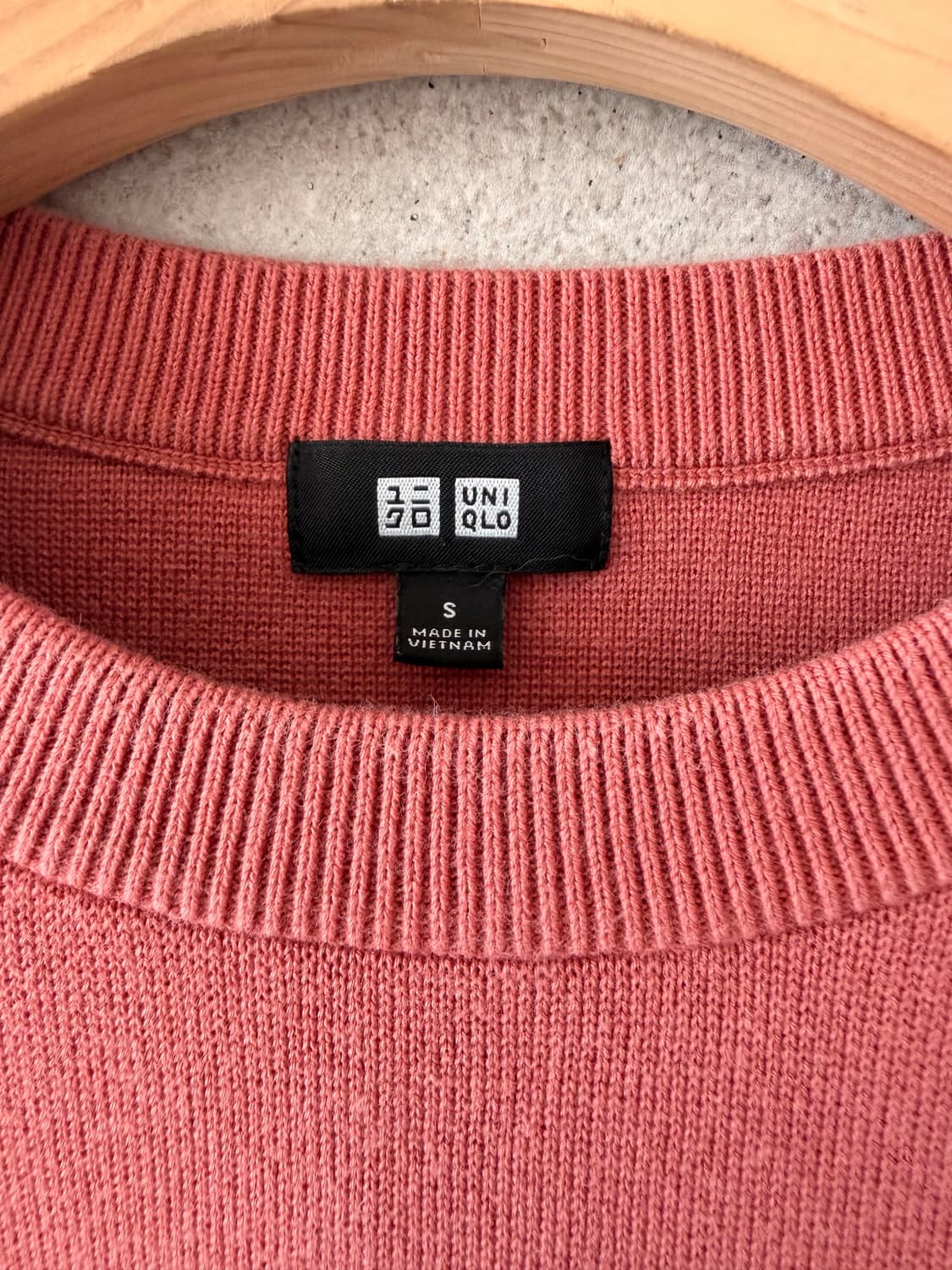 유니클로 여성 긴팔 니트 말린장미색 상품이미지2