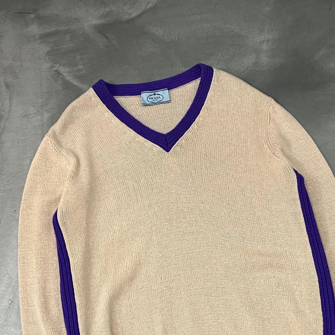  프라다 브이넥 니트 +명품감정서 y15615 상품이미지3