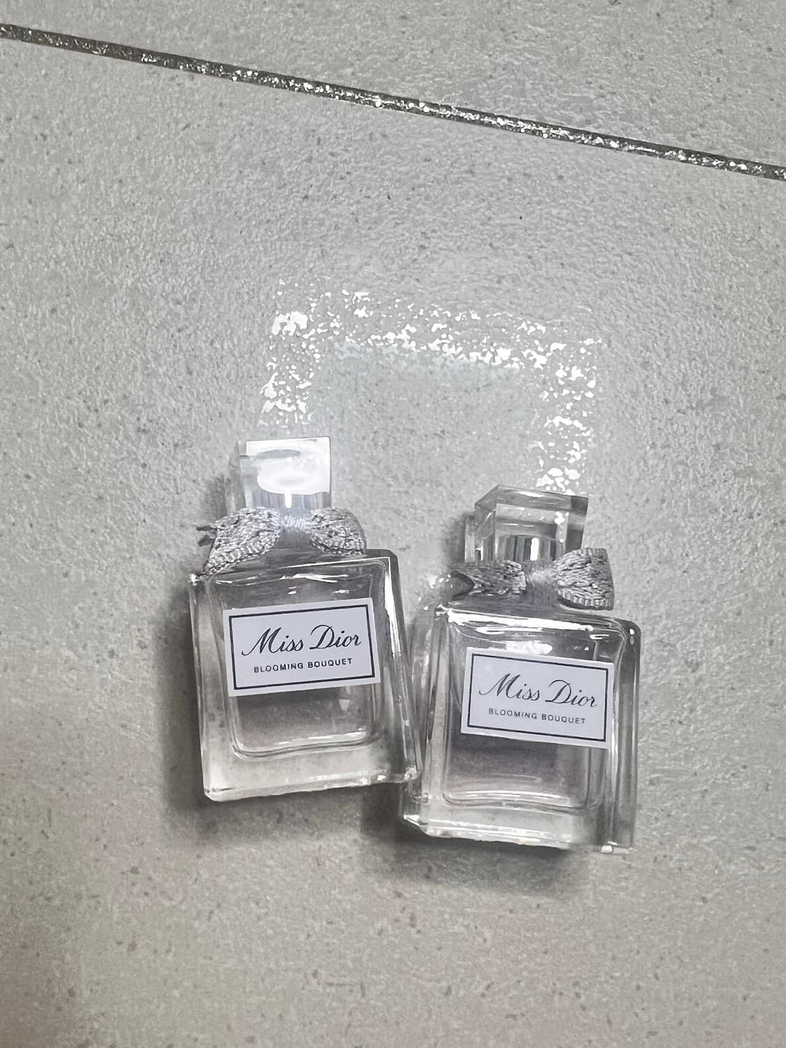 일괄)미스 디올 블루밍부케 미니어처 5ml 두개 상품이미지1