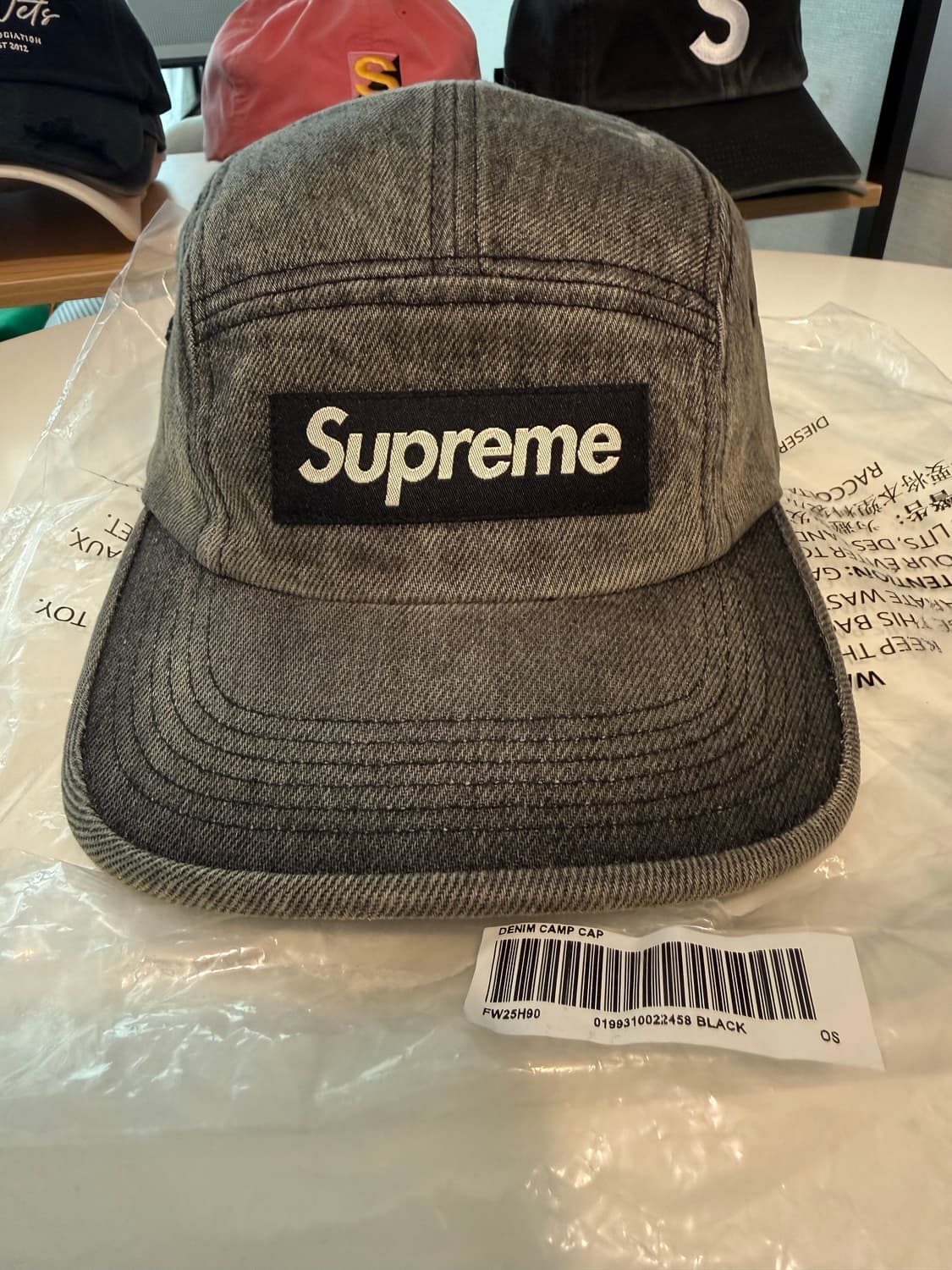 25fw 슈프림 데님 캠프캡 상품이미지1