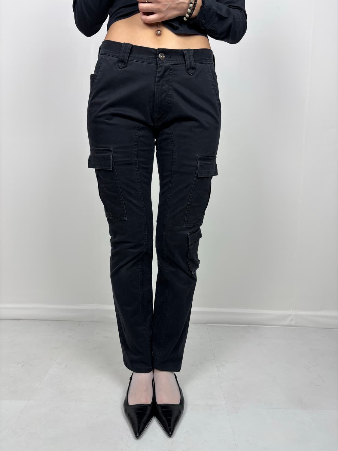 BURBERRY SLIM CARGO PANTS 상품이미지5