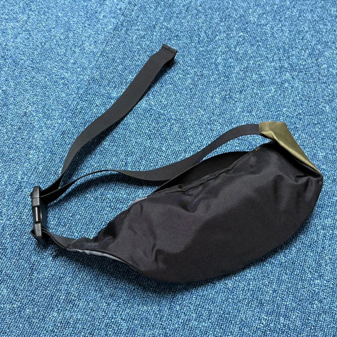 아크테릭스 x 빔즈 콜라보 힙색 미니백 상품이미지6