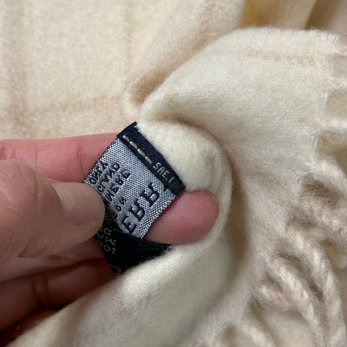 버버리 정품 체크 캐시미어 머플러 목도리 아이보리 베이지 상품이미지4