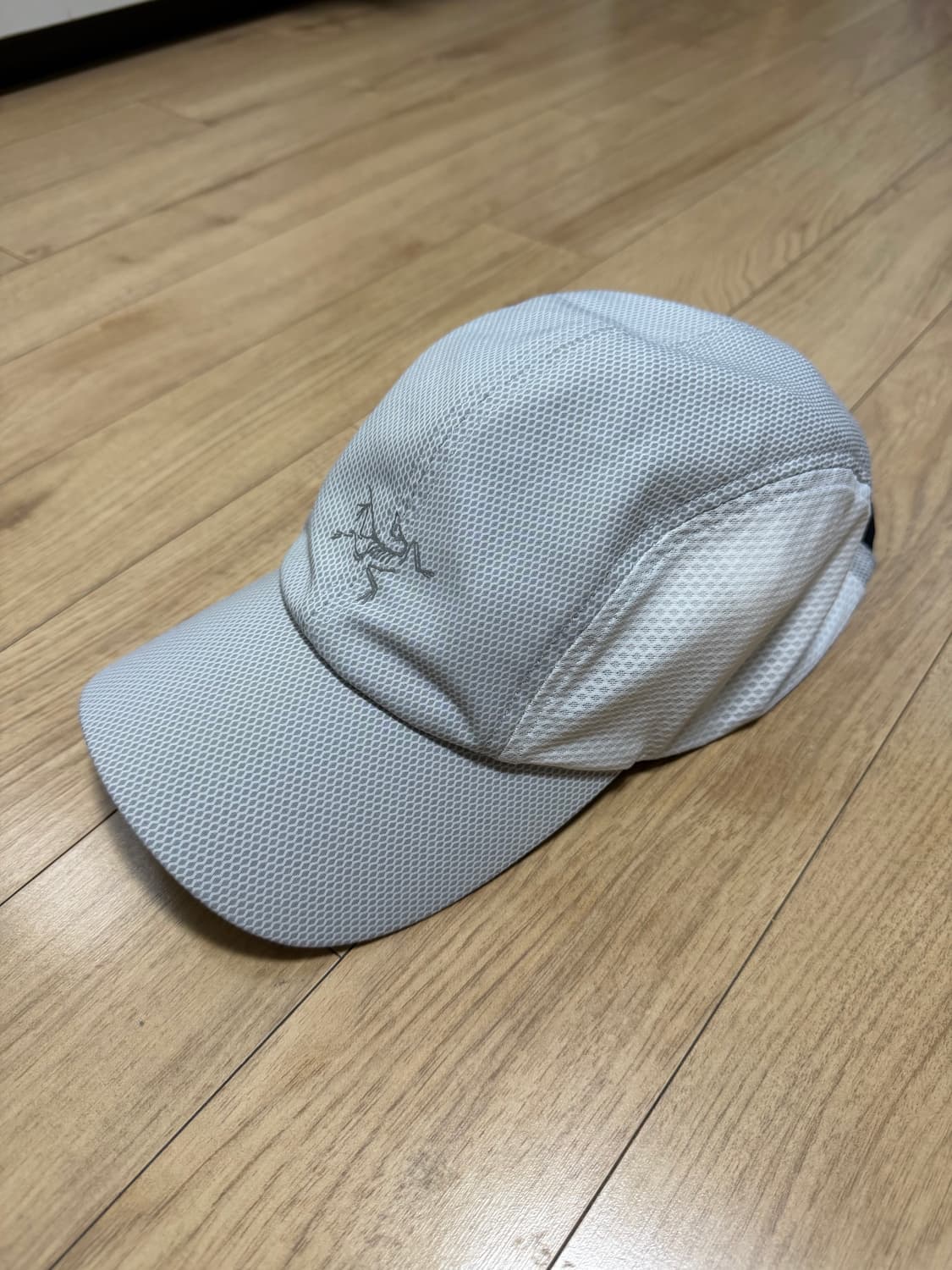 아크테릭스 엑셀레로 그레이/화이트 상품이미지2