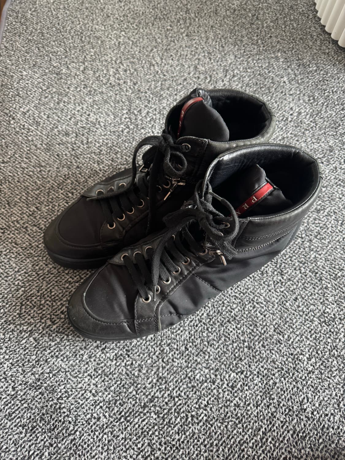 프라다 레더 하이탑 상품이미지1