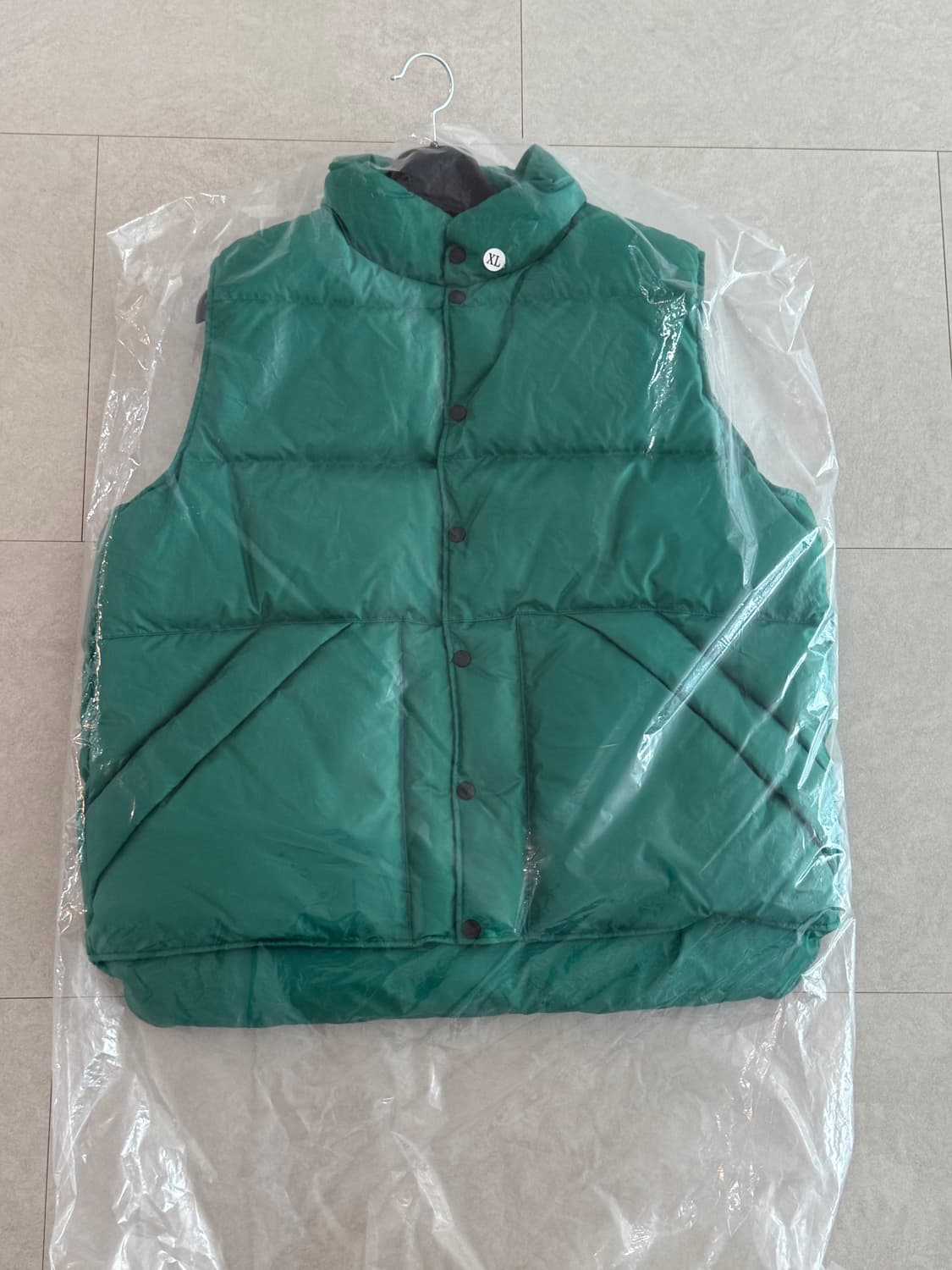 블랙아웃 구스다운 베스트 패딩조끼 XL 상품이미지1