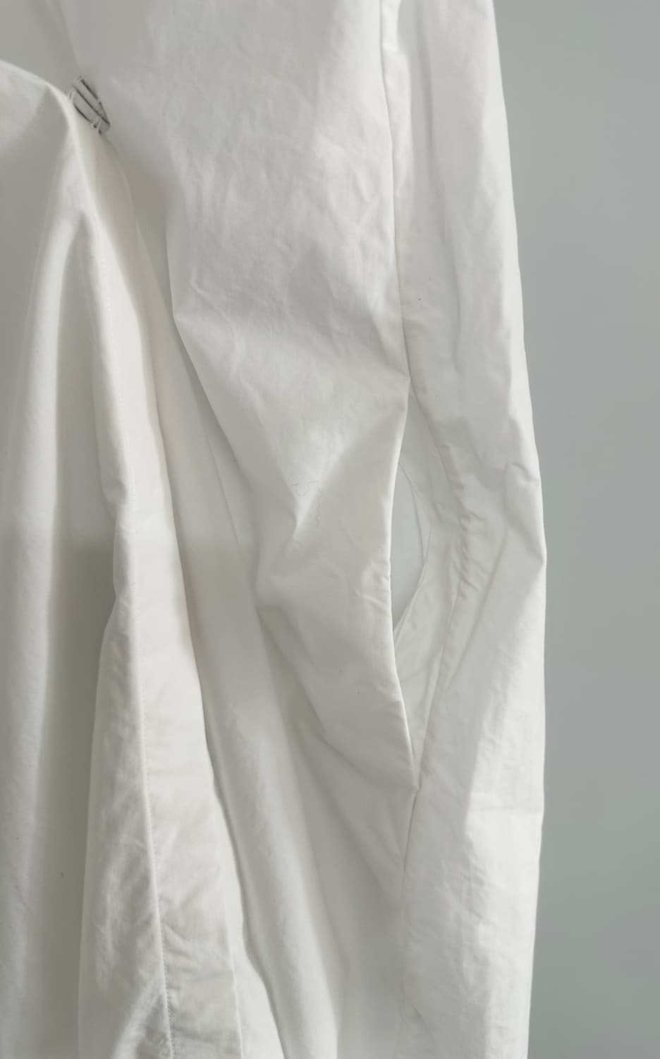 [COS /코스] 민소매 랩 원피스 상품이미지3