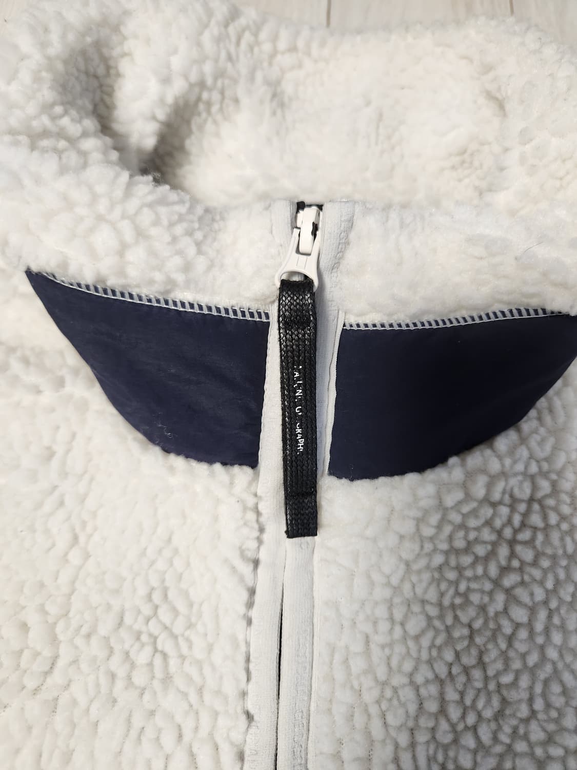 내셔널지오그래픽 아이보리 남성 롱플리스 자켓 사이즈105(xl)

여러  상품이미지4