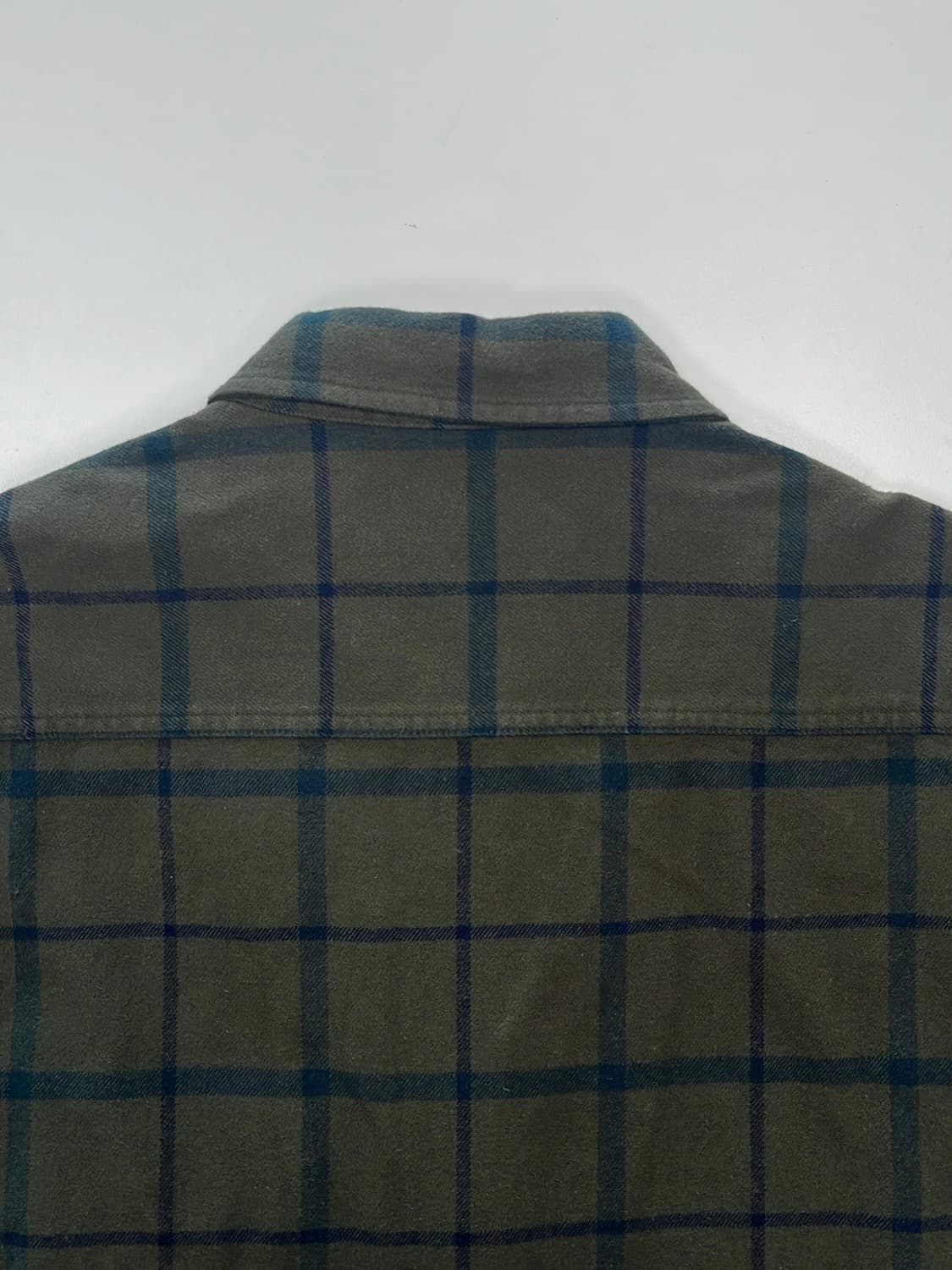 칼하트 집업 셔츠 상품이미지5