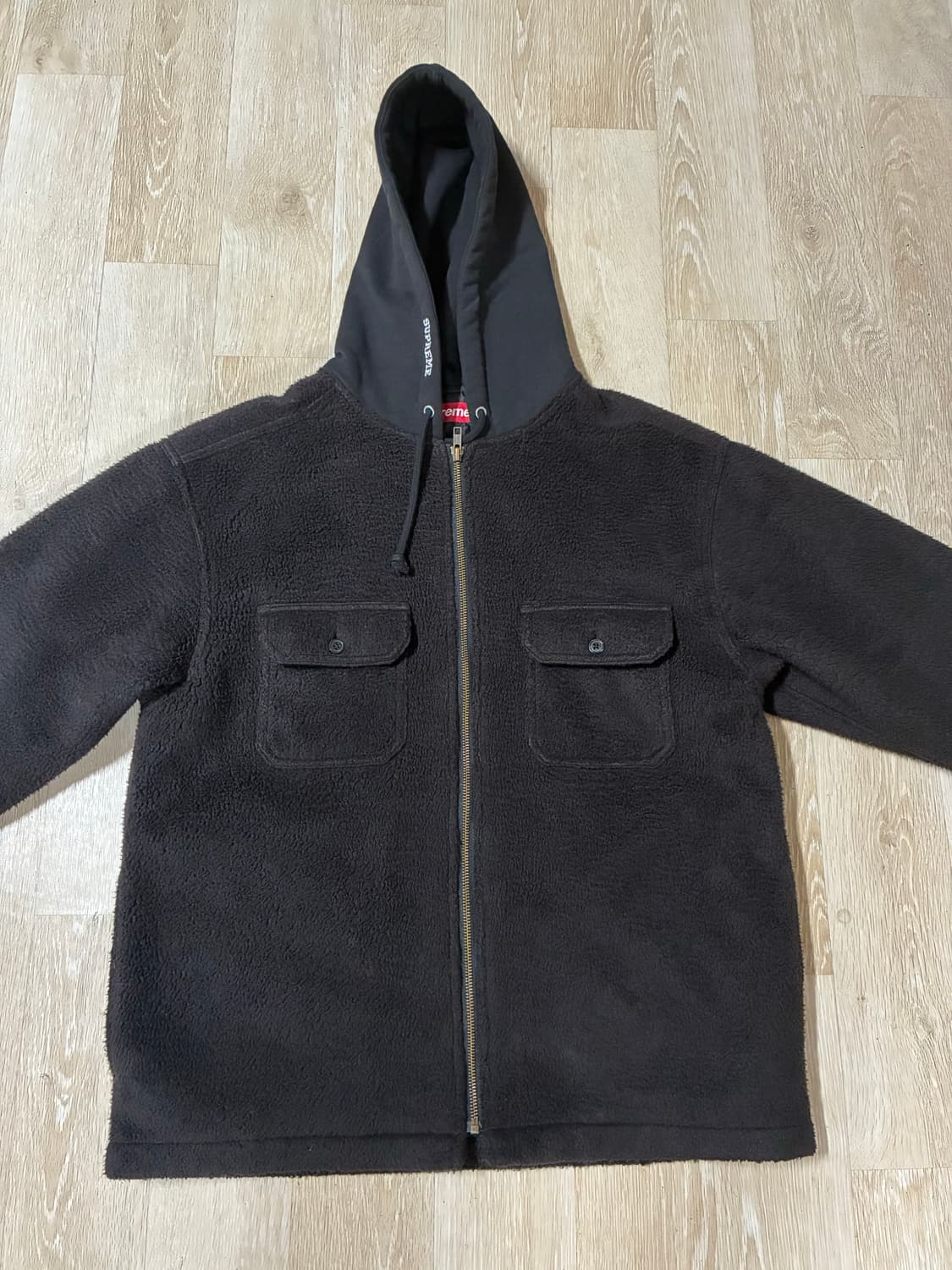 슈프림 23fw 플리스 누빔 후드 자켓 s 상품이미지1