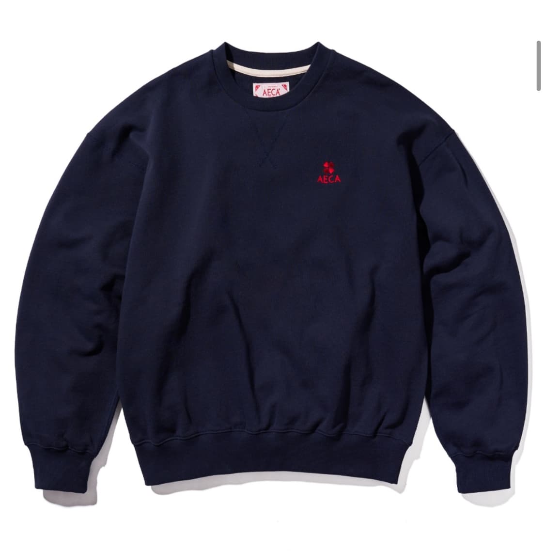 에이카화이트 맨투맨 네이비 L 상품이미지1