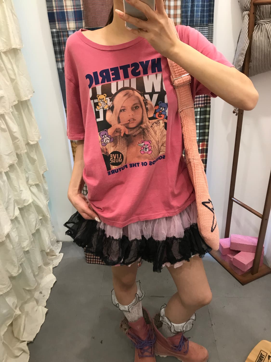 히스테릭글래머 히스걸 퍽베어 반팔티 상품이미지1