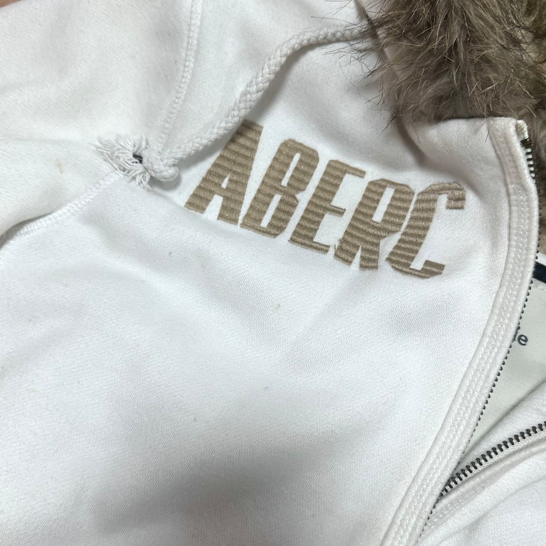 아베크롬비 투웨이 울프죠 화이트 아이보리 후드집업 00s y2k 대장 상품이미지4