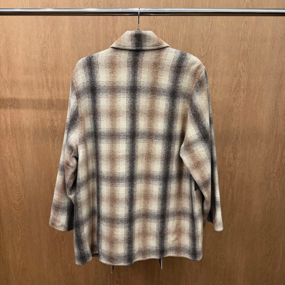 발리 체크 하프 코트 프린지 원 버튼 오픈 디테일 루즈핏 베이지 상품이미지3