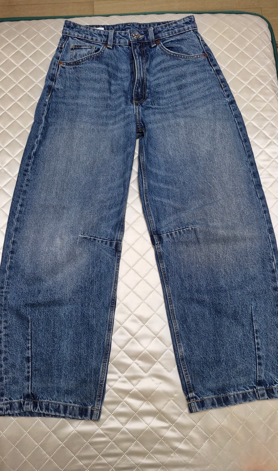 자라 jeans trf 배기 벌룬 미드라이즈  상품이미지3