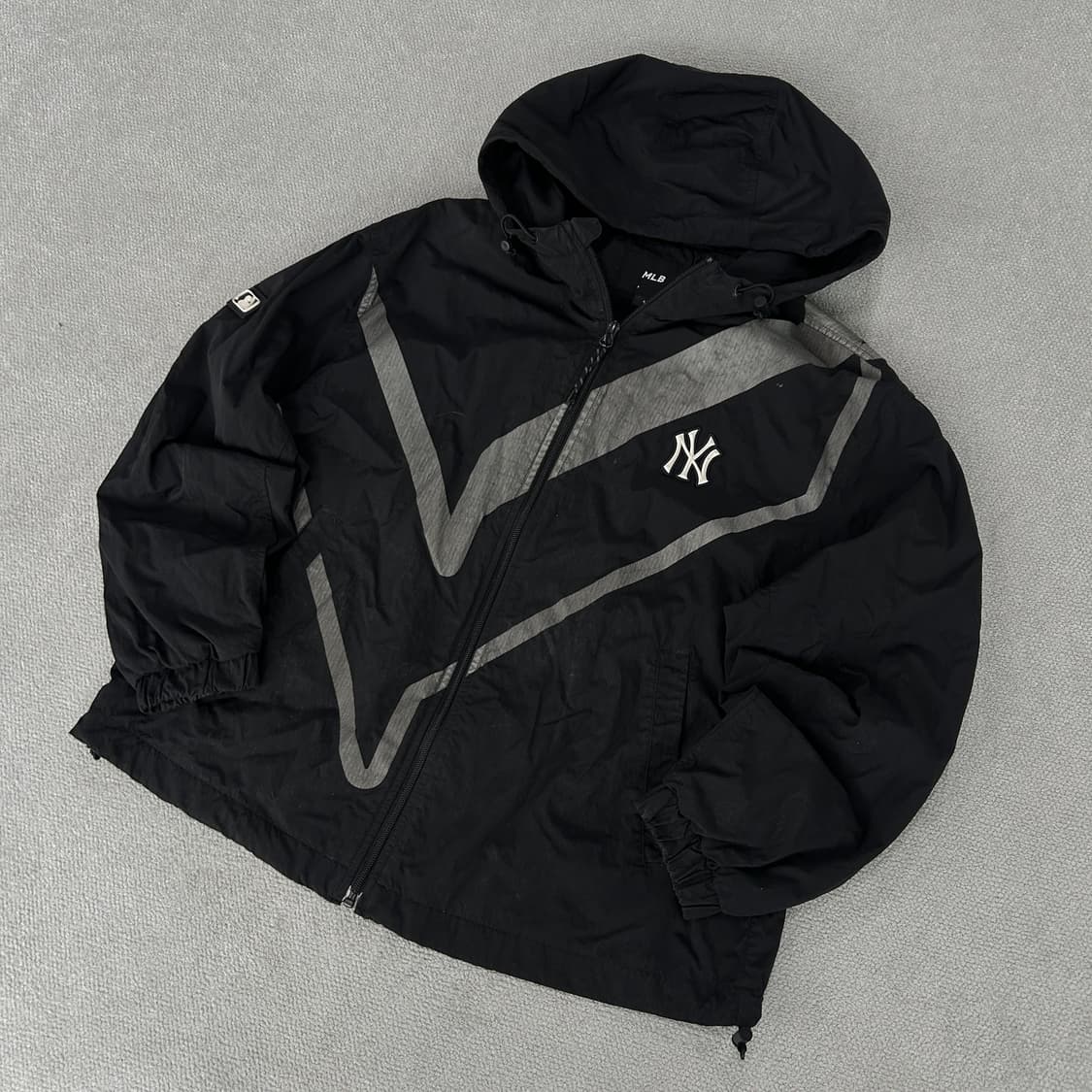 MLB 뉴욕 양키스 후드 바람막이 블랙 s 상품이미지1