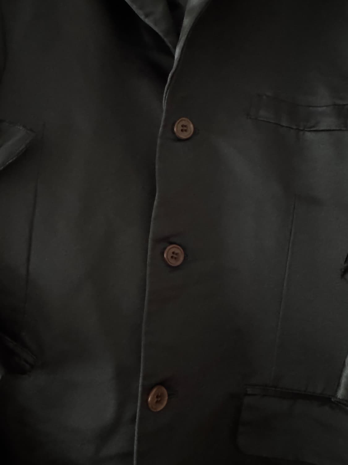 (네고가능)블랙 꼼데가르송 24ss 세틴 비대칭 재킷 (블랙 L) 상품이미지7